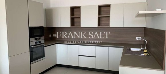 1 غرف نوم شقة في Saint Julian's, Malta رقم 9732 4