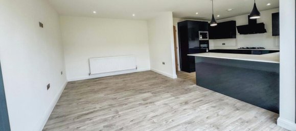 4 bedrooms House in Littlehampton, United Kingdom No. 10636 9