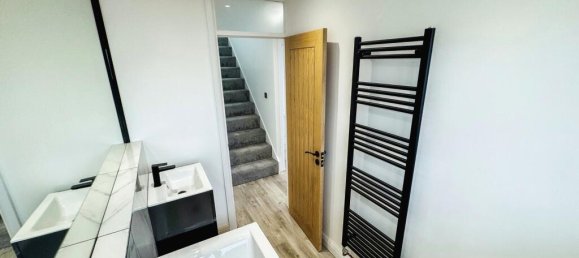 4 bedrooms House in Littlehampton, United Kingdom No. 10636 5