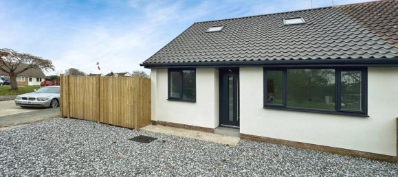 4 bedrooms House in Littlehampton, United Kingdom No. 10636 24