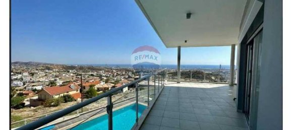 5 bedrooms Villa in Agios Athanasios, Cyprus No. 13508 15