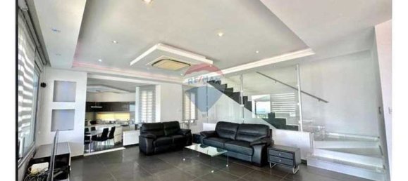 5 bedrooms Villa in Agios Athanasios, Cyprus No. 13508 8