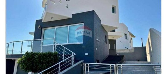 5 bedrooms Villa in Agios Athanasios, Cyprus No. 13508 14