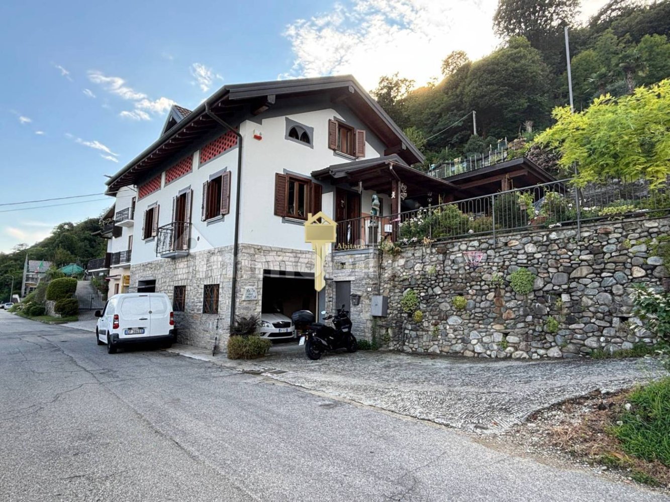 Вилла с 3 спальнями в Оджеббио, Италия № 264071