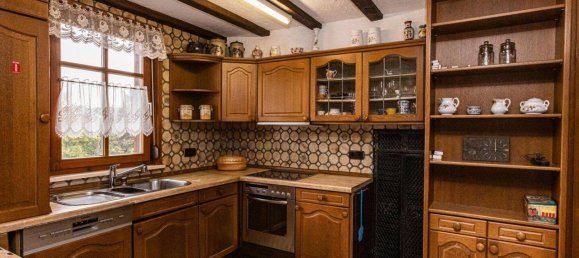 5 rooms House in Esslingen, Germany No. 45010 11