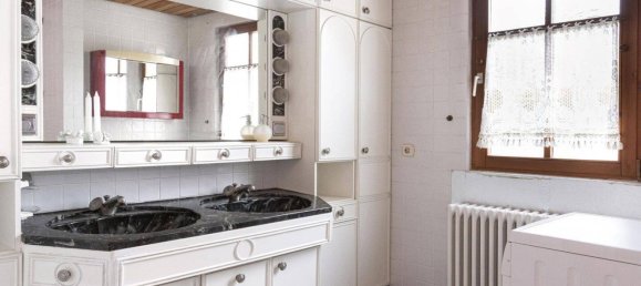 5 rooms House in Esslingen, Germany No. 45010 12