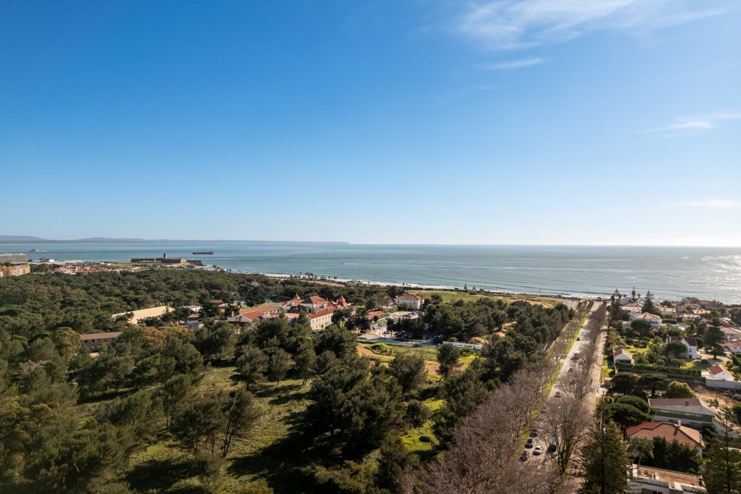  Land in Cascais, Portugal No. 109756