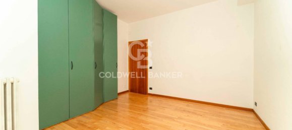 Офис с 4 комнатами в Турин, Италия № 206311 19