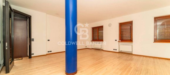 Офис с 4 комнатами в Турин, Италия № 206311 40