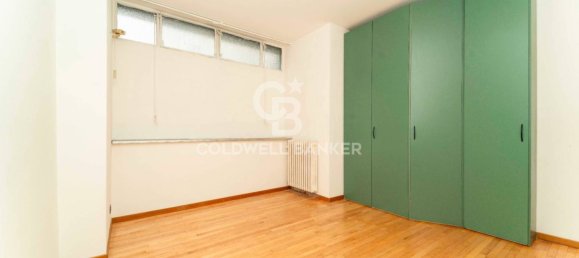 Офис с 4 комнатами в Турин, Италия № 206311 18