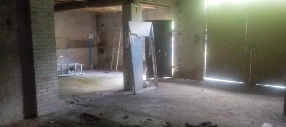 Casa de 1 dormitorio en Lere, France No. 99748 2