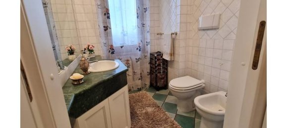 2غرفة شقة في Rome, Italy رقم 250792 3