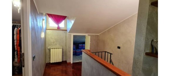 2غرفة شقة في Rome, Italy رقم 250792 4