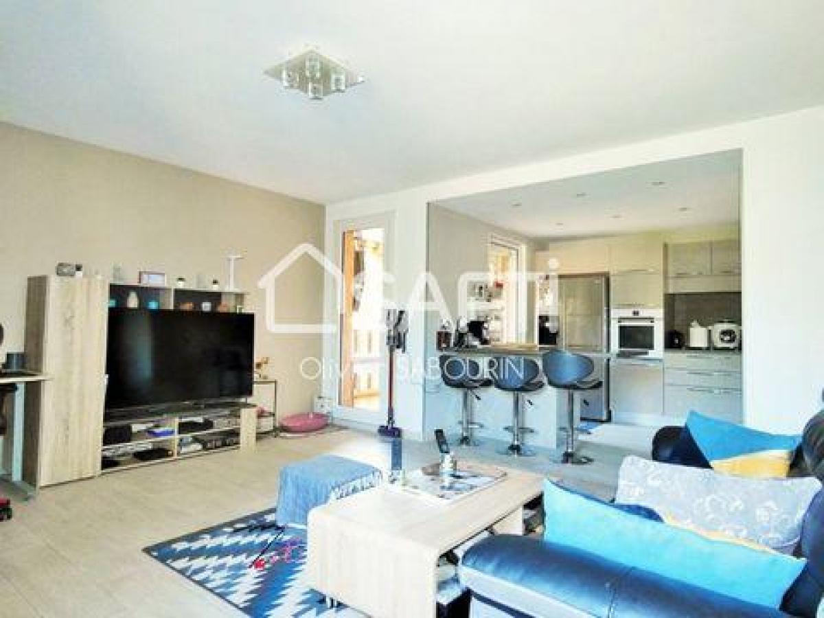 Apartamento de 2 dormitorios en Frejus, France No. 3008