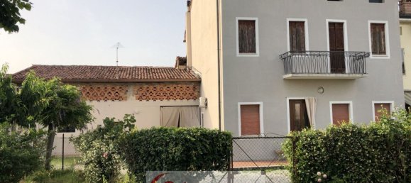 8-Zimmer Haus in Vicenza, Italy, Nr. 144320 3