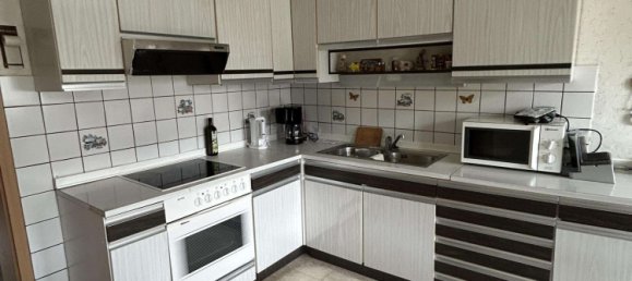 2 bedrooms Building in Hof, Germany No. 259075 9