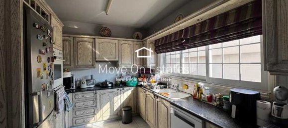 5 bedrooms Commercial property in Larnaca, Cyprus No. 19784 9