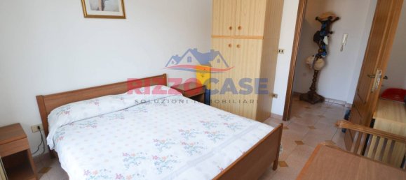 4-salle Appartement à Crosia, Italy No. 291010 15