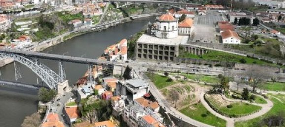 2 bedrooms Apartment in Vila Nova de Gaia, Portugal No. 146795 2