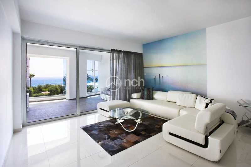 3 bedrooms Apartment in Germasogeia, Cyprus No. 18339