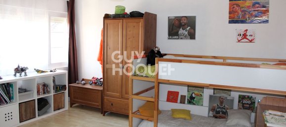 6 bedrooms House in Rambouillet, France No. 187043 9