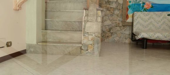 2 rooms House in Catania, Italy No. 24184 2