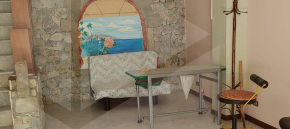 2 rooms House in Catania, Italy No. 24184 15