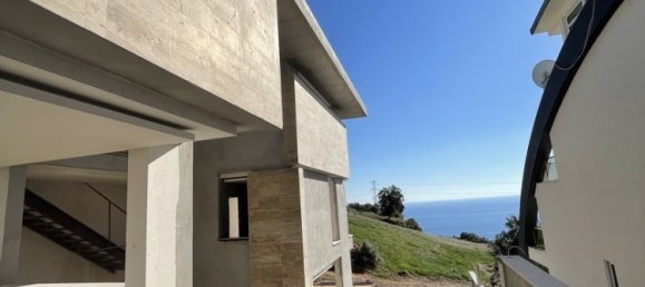 فيلا 5+1 في Kargicak, Turkey رقم 27357 9