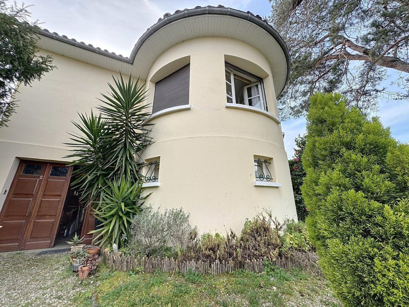 Casa de 3 dormitorios en Bordeaux, France No. 95809