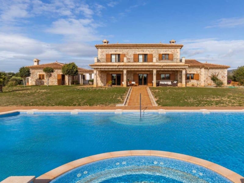 4 bedrooms House in Llucmajor, Spain No. 185921