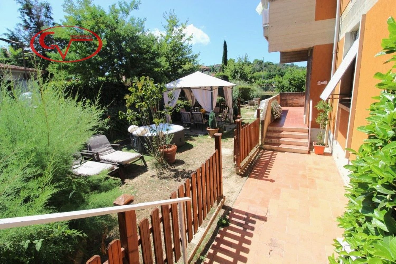 Apartamento de 5 divisões em San Giovanni Valdarno, Italy N.º 286361