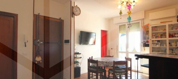 4-Zimmer Wohnung in Pontedera, Italy, Nr. 22096 2