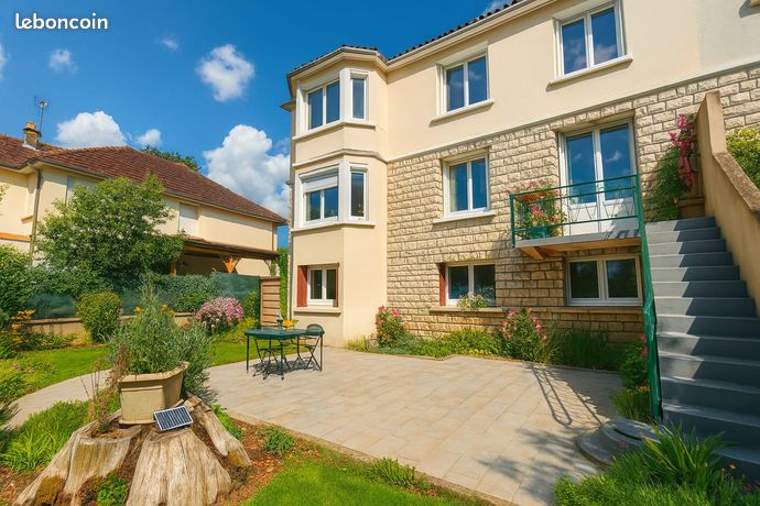 5 chambres Maison à Poitiers, France No. 313329