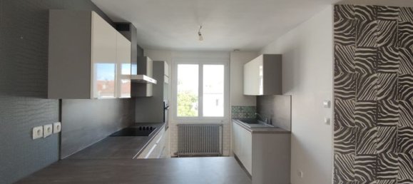 5 chambres Maison à Poitiers, France No. 313329 6