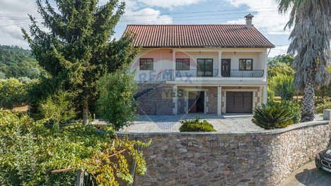 3 bedrooms Castles in Ponte de Lima, Portugal No. 189428