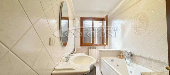 3 bedrooms Villa in Ancona, Italy No. 262901 20
