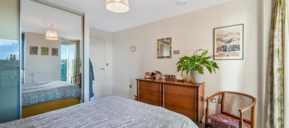 Apartamento T2 em London, United Kingdom N.º 9876 7