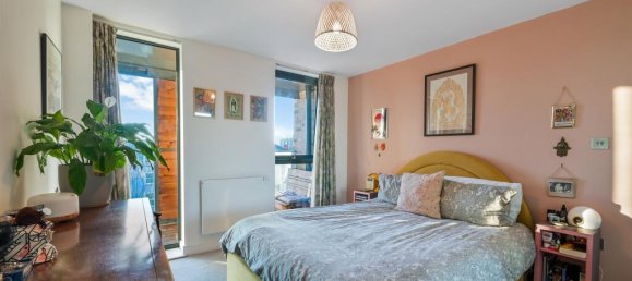 Apartamento T2 em London, United Kingdom N.º 9876 2