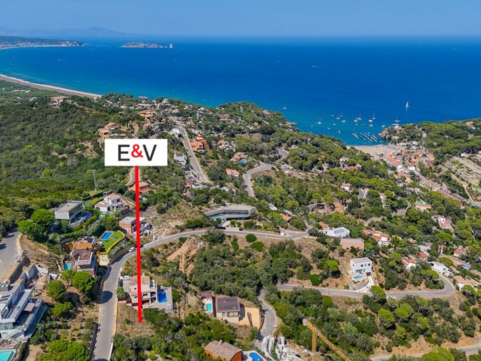  قطعة أرض في Begur, Spain رقم 270164