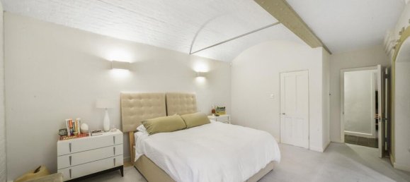 4 bedrooms Apartment in London, United Kingdom No. 8222 18