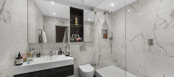 4 bedrooms Apartment in London, United Kingdom No. 8222 19