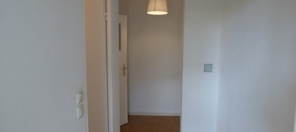 2 rooms Apartment in Friedrichsfelde, Germany No. 12866 9