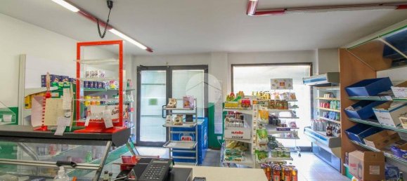 Офис с 3 комнатами в Кальвенцано, Италия № 63108 3