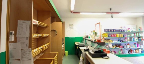 Офис с 3 комнатами в Кальвенцано, Италия № 63108 12