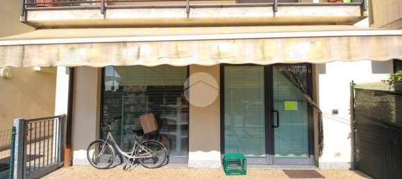 Офис с 3 комнатами в Кальвенцано, Италия № 63108 19