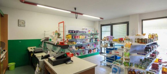 Офис с 3 комнатами в Кальвенцано, Италия № 63108 2