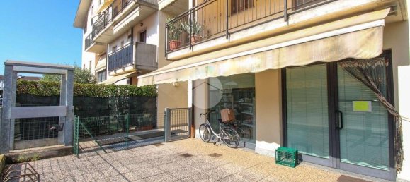 Офис с 3 комнатами в Кальвенцано, Италия № 63108 20