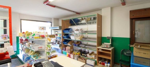 Офис с 3 комнатами в Кальвенцано, Италия № 63108 4