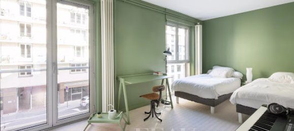 6 chambres Appartement à Paris, France No. 137751 12