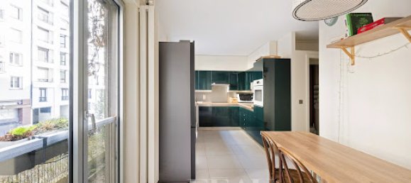 6 chambres Appartement à Paris, France No. 137751 9